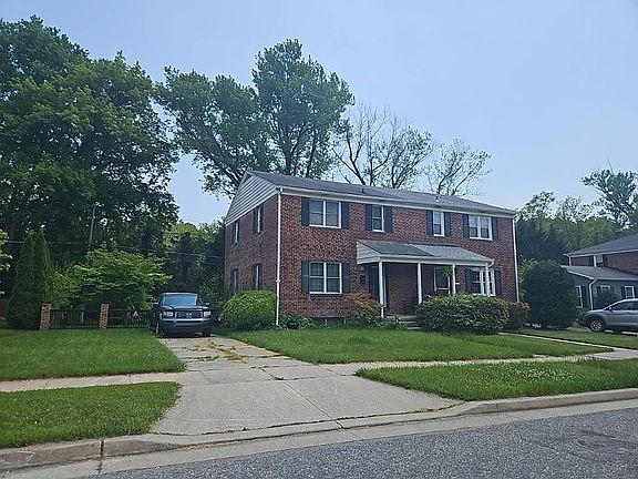 3rd image of 1415 Jeffers Rd