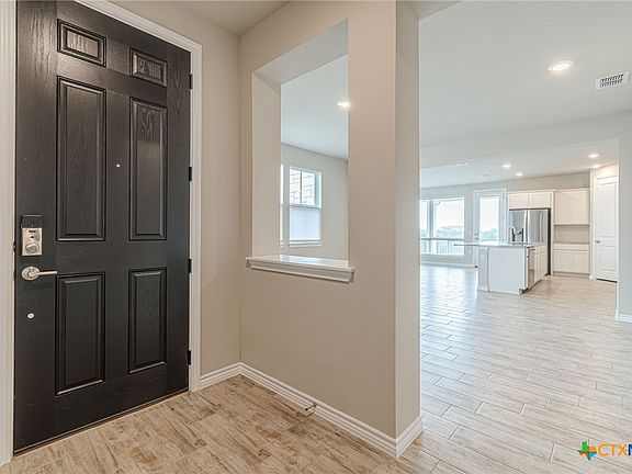 4th image of 404 Eagle Dr Condo 101