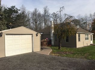 400 Van Buren St, Newark, NY 14513