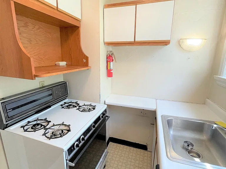 1405 Severn St #B3 — Photo 19