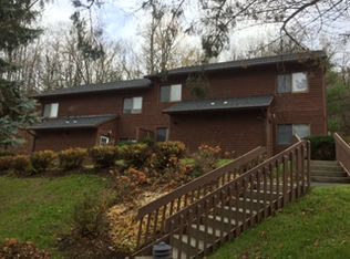 103 Village Heights Rd APT 16, Hinesburg, VT 05461