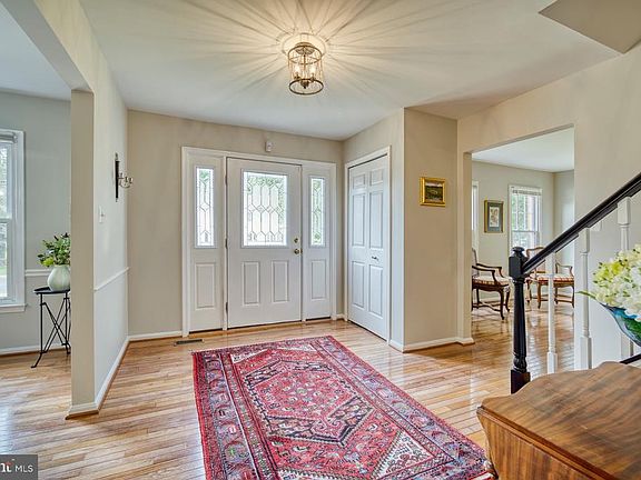 4th image of 3221 Allness Ln
