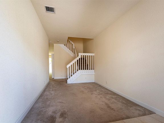 4th image of 5367 SW 40th Avenue #5367