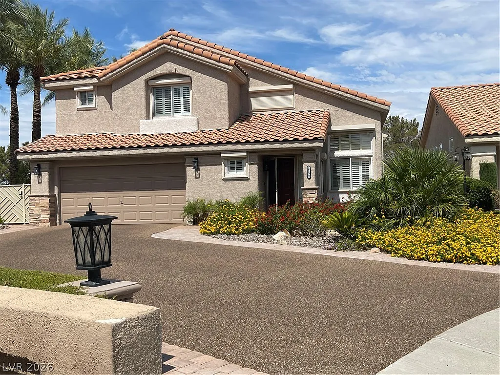 3 bed, 2.5 bath, 1883 sqft, $2,190 — Photo 2