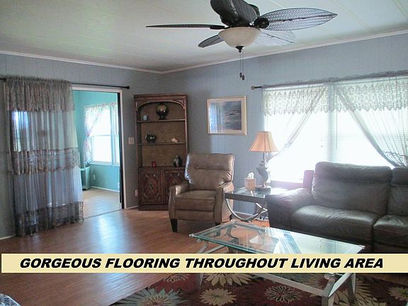 5th image of 132 Bimini Cay Cir