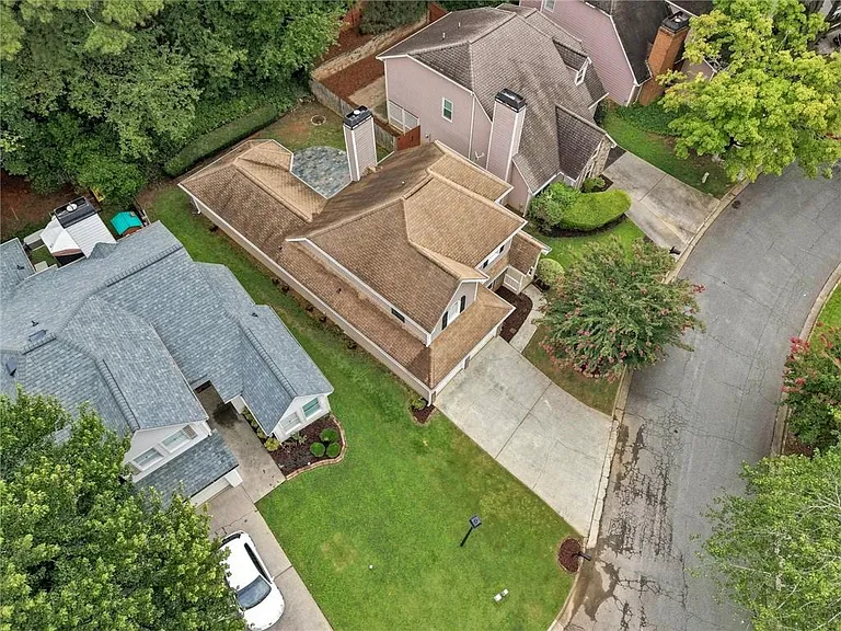 5527 Bridge Pointe Dr — Photo 46