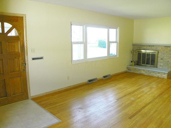 2nd image of 4945 Fuller Dr