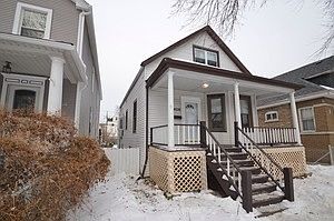 1st image of 4936 W Waveland Ave