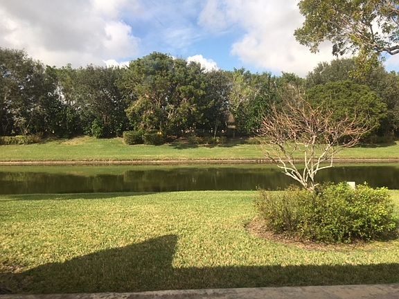 4th image of 7815 Majestic Palm Dr