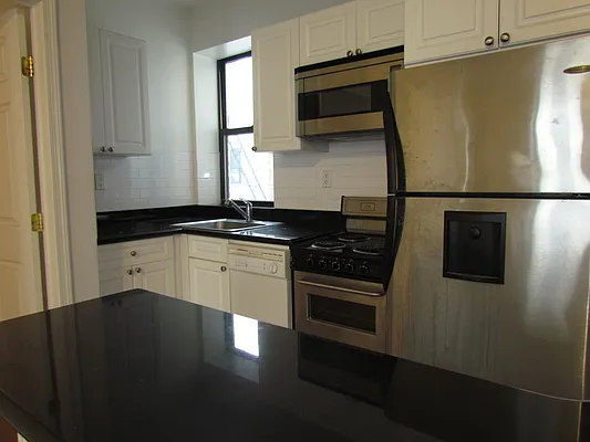 Rented by Manhattan Spaces | media 22