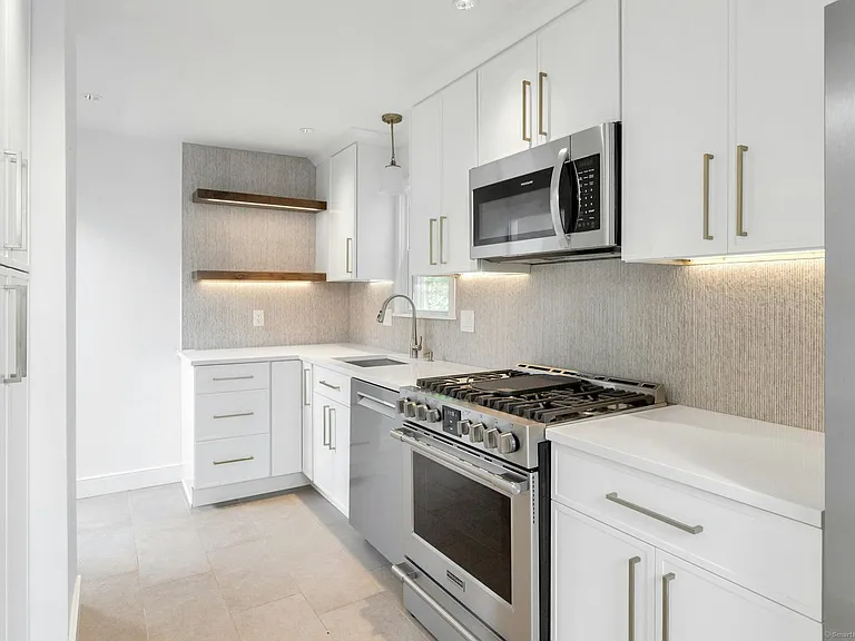 124 Minturn Pl — Photo 3
