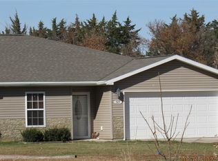 529 Oak St, David City, NE 68632