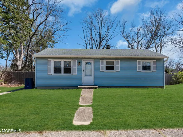 215 Scammell Drive, Browns Mills, NJ 08015