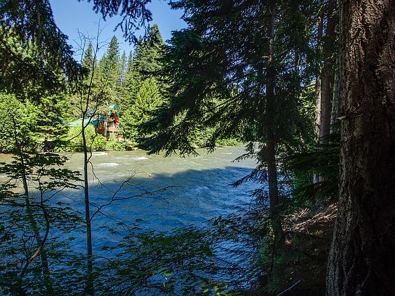 Fronting the Chiwawa River