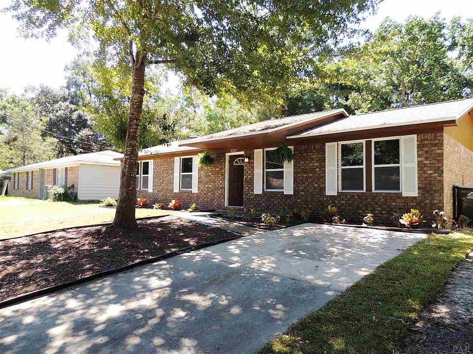 1st image of 3201 Palmdale Ave