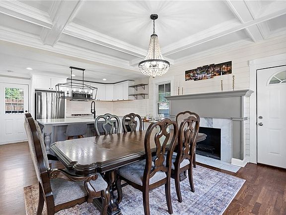 4th image of 804 W 33rd St