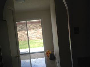8393 N Century Point Dr, Jacksonville, FL 32216