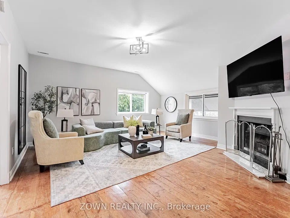 17277 Old Main St #UPPER