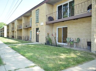 5810 107th Court Way APT 12, Chicago Ridge, IL 60415