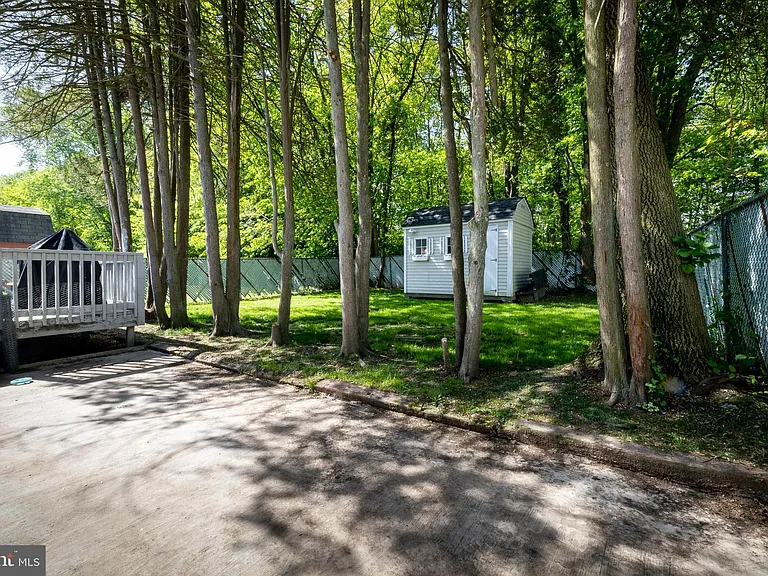 21 Dixmont Ave — Photo 22