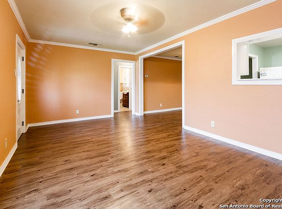 3rd image of 1828 La Manda Blvd