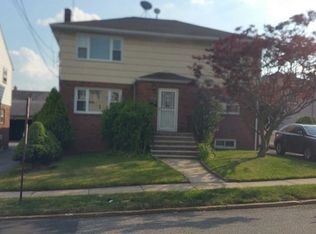 128 E Harriet Ave, Ridgefield, NJ 07650