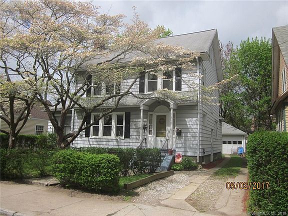 3rd image of 16 Woodlawn Ave