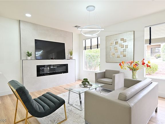 2nd image of 10242 Largo Sassetta Ct