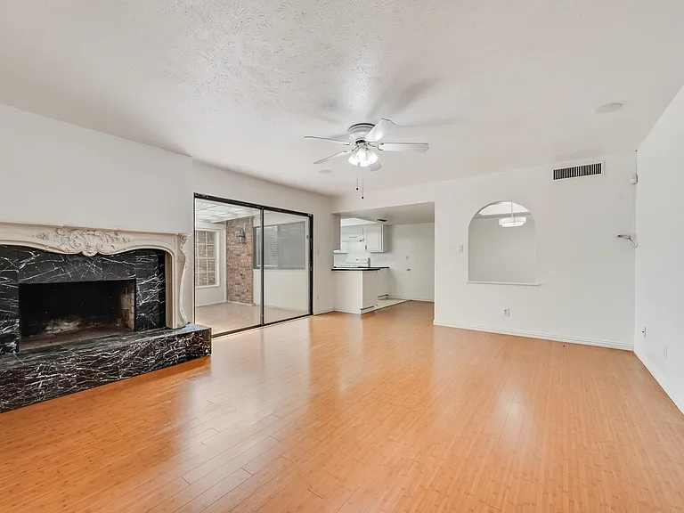 3316A John Muir Ct — Photo 12