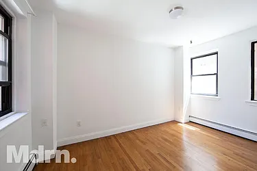 Rented by Mdrn Residential