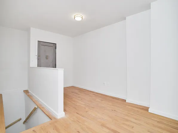 1069 Grant Avenue image 26 of 56