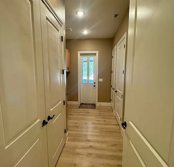 526 Cheyenne Trl — Photo 5