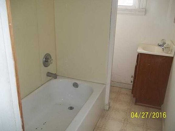 4973 MAGNOLIA