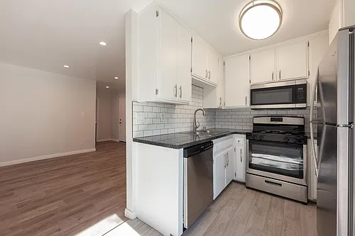 14417 Tiara St #103 Photo 1
