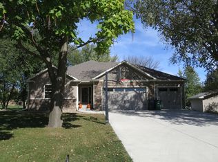 713 W Broadway St, Polk City, IA 50226