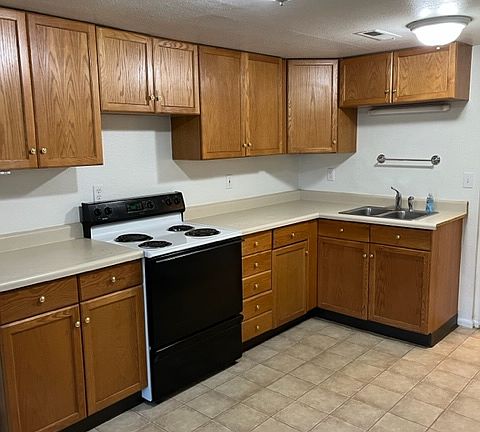 5th image of 1131 Princeton Ave #1/2