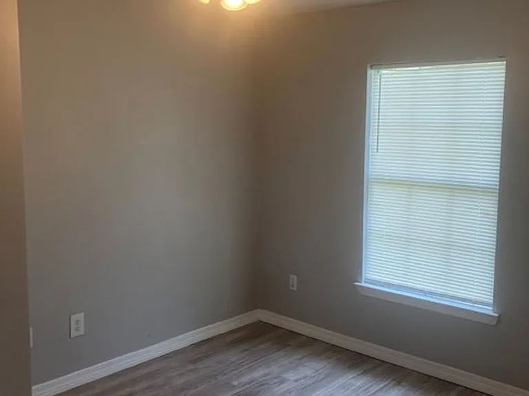 7055 Bell Cir — Photo 17