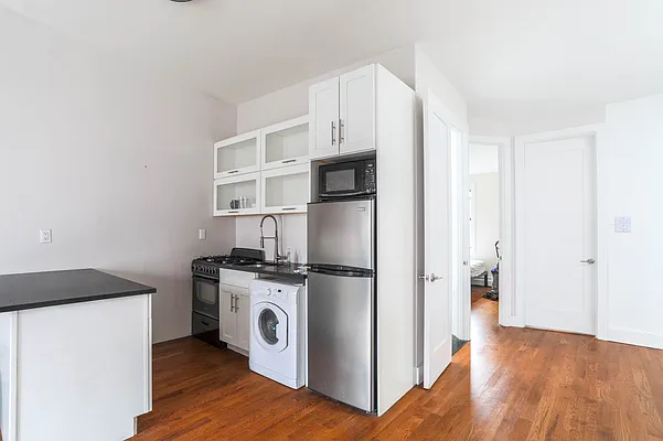 Rented by ERNY LLC | media 38