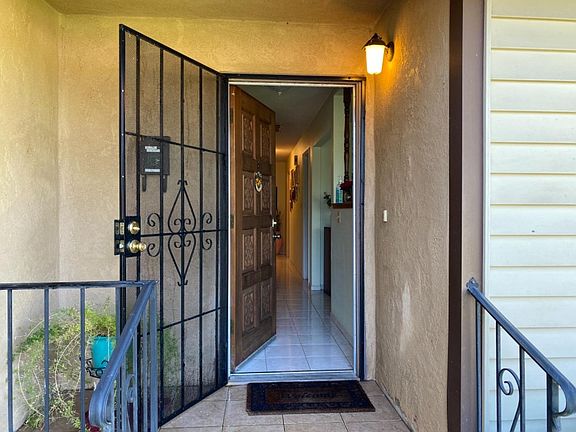 2nd image of 2678 Santa Fe St
