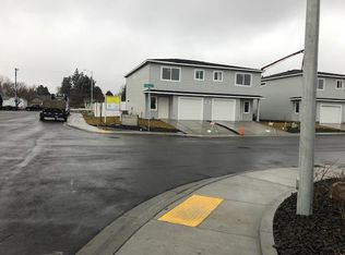 5701 W Albany Pl #120, Kennewick, WA 99336