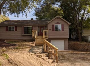 5506 Fox Lake Rd, McHenry, IL 60051