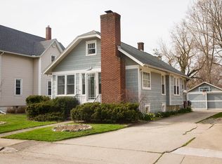 617 Cliff St, Saint Joseph, MI 49085