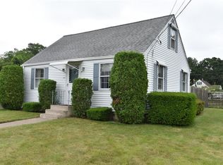 44 Birch St, Warwick, RI 02888