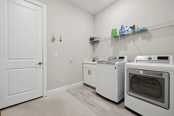 17405 Caravita Ln — Photo 31