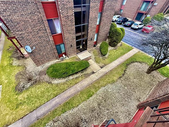 2nd image of 15804 Terrace Dr Unit R03