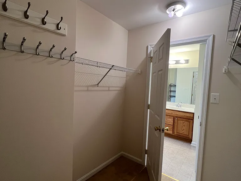 45593 Pleasant Mill Dr — Photo 24