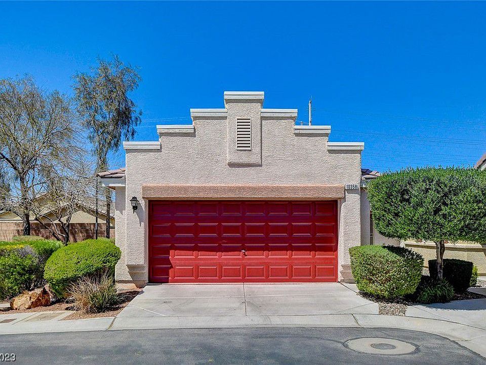 1st image of 10358 Madagascar Palm St