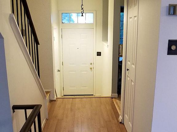 2nd image of 14 Wild Cherry Ct