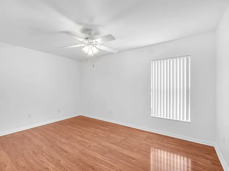 6760 Waterton Dr — Photo 15