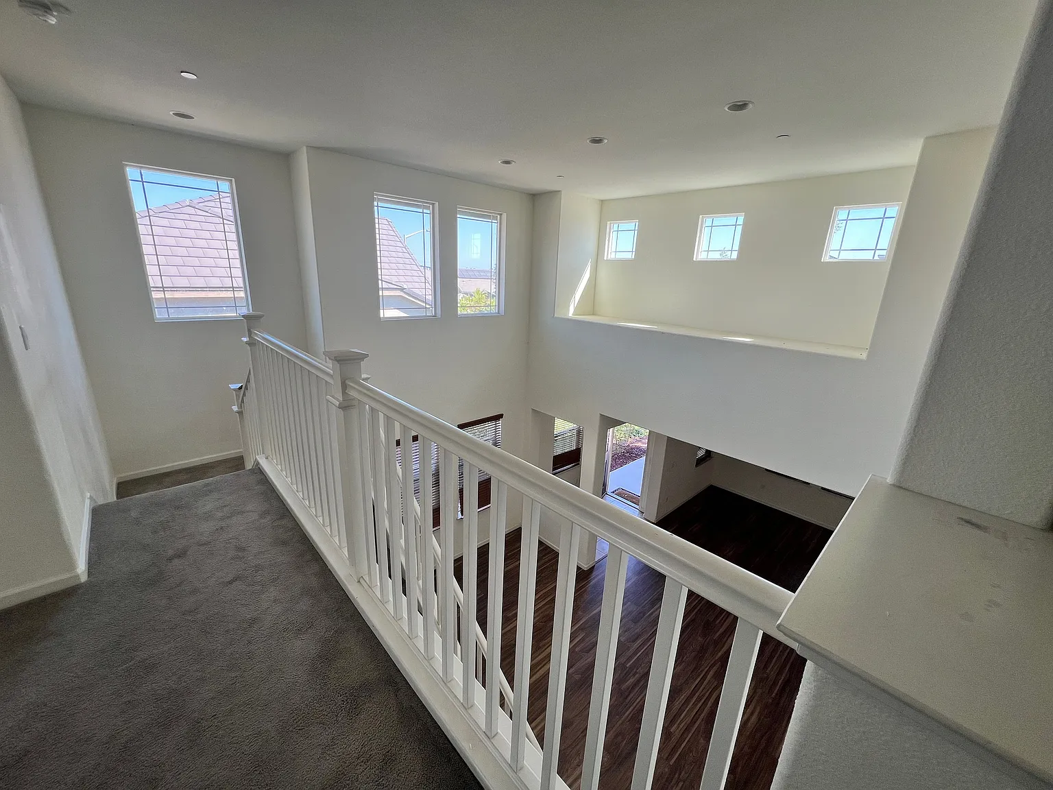 5 bed, 3011 sqft, $4,000 — Photo 4